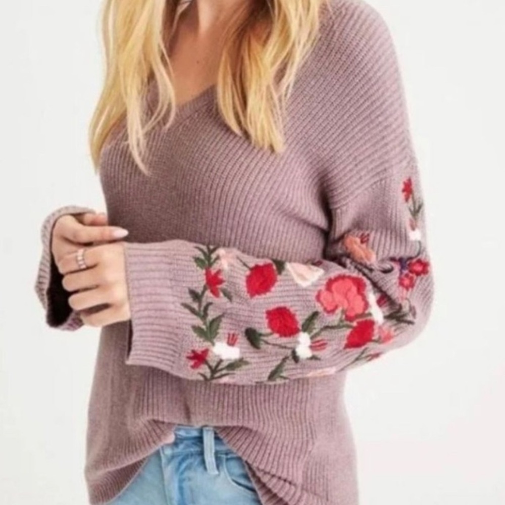 Floral Embroidered V Neck Sweater